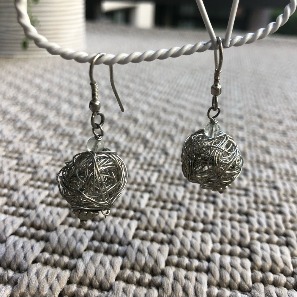 Earrings - Picture 1 of 4